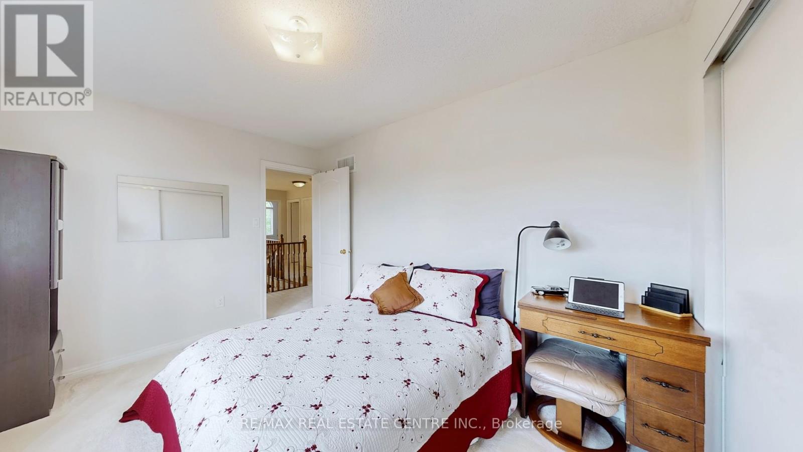 5893 Long Valley Road, Mississauga, Ontario  L5M 6J6 - Photo 32 - W12368098