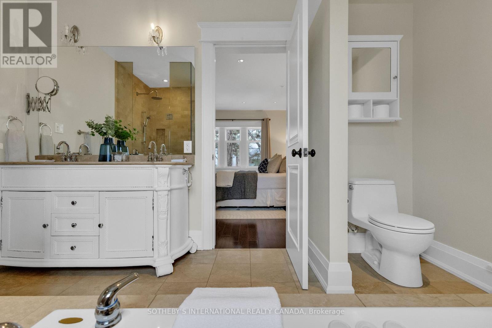 68 Astley Avenue, Toronto, Ontario  M4W 3B4 - Photo 26 - C12368140