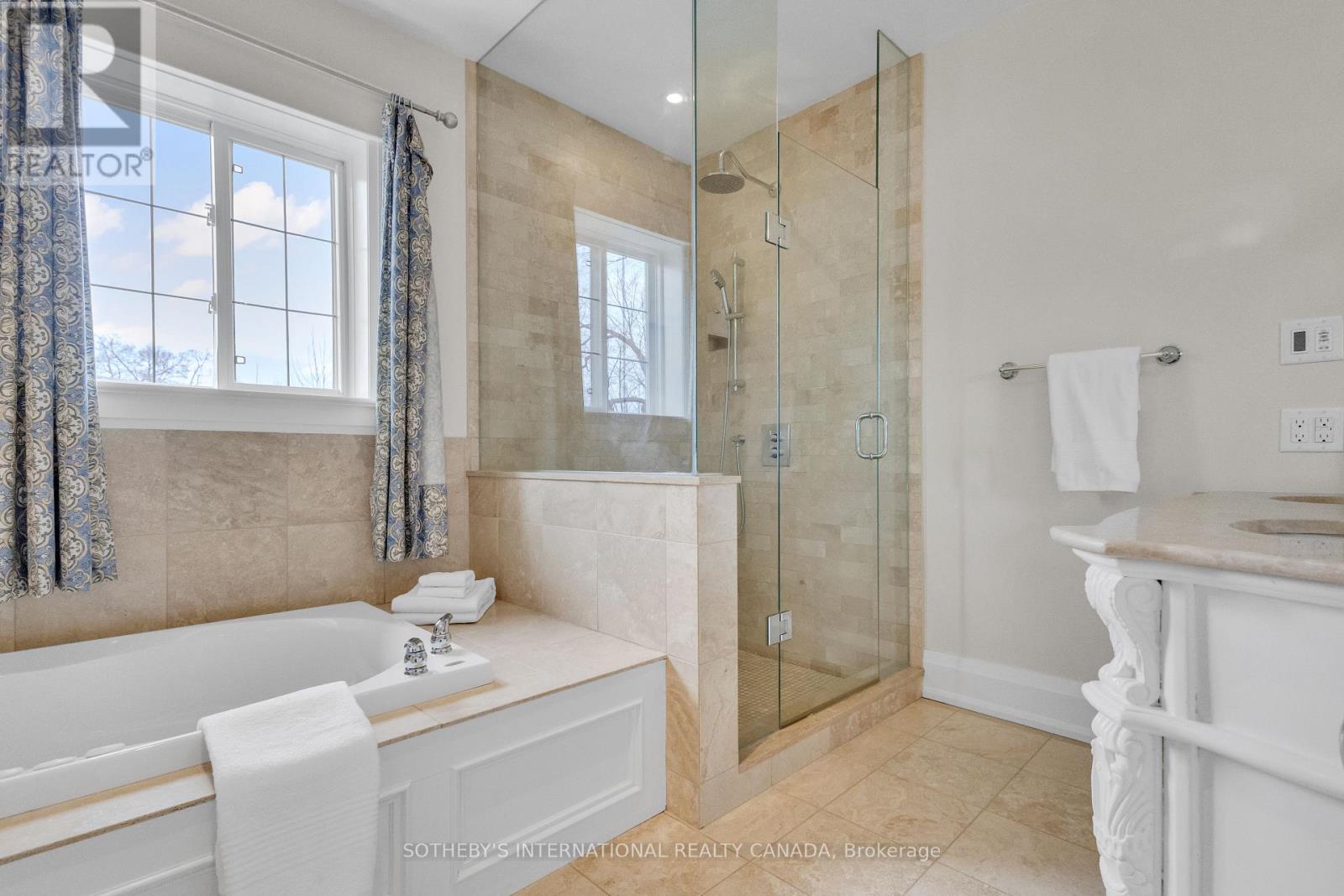 68 Astley Avenue, Toronto, Ontario  M4W 3B4 - Photo 27 - C12368140