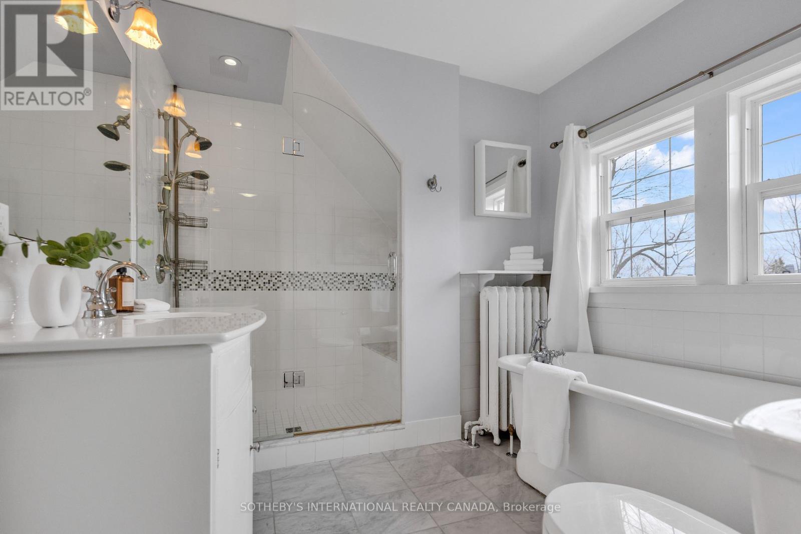 68 Astley Avenue, Toronto, Ontario  M4W 3B4 - Photo 39 - C12368140