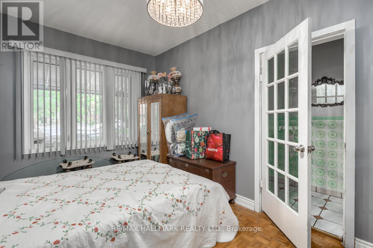 227 Shaw Street, Toronto, Ontario  M6J 2W7 - Photo 12 - C12368183