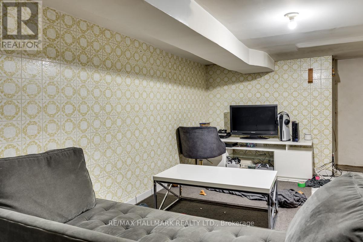 227 Shaw Street, Toronto, Ontario  M6J 2W7 - Photo 9 - C12368183