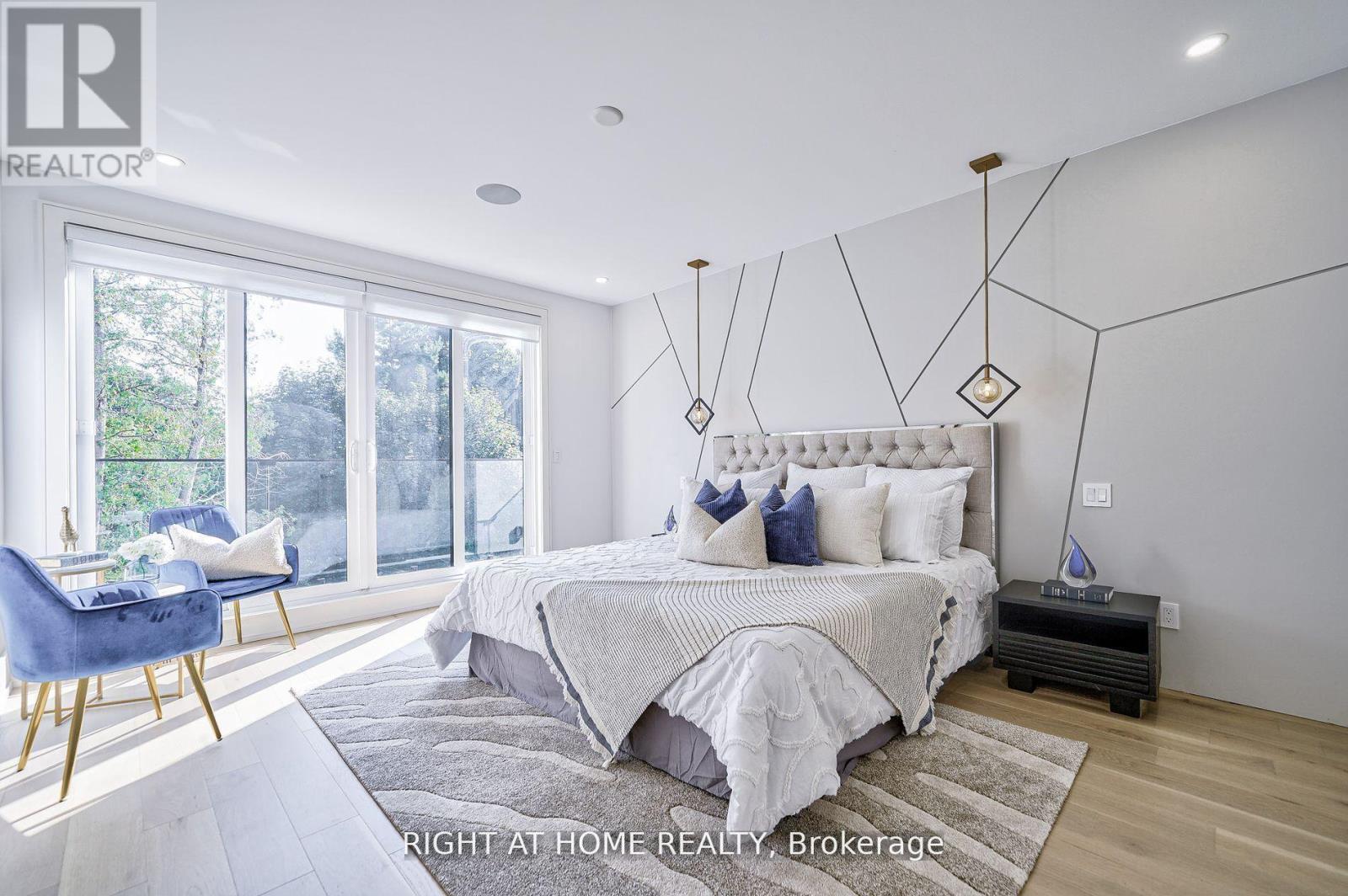 333 Woodmount Avenue, Toronto, Ontario  M4C 4A4 - Photo 16 - E12368205