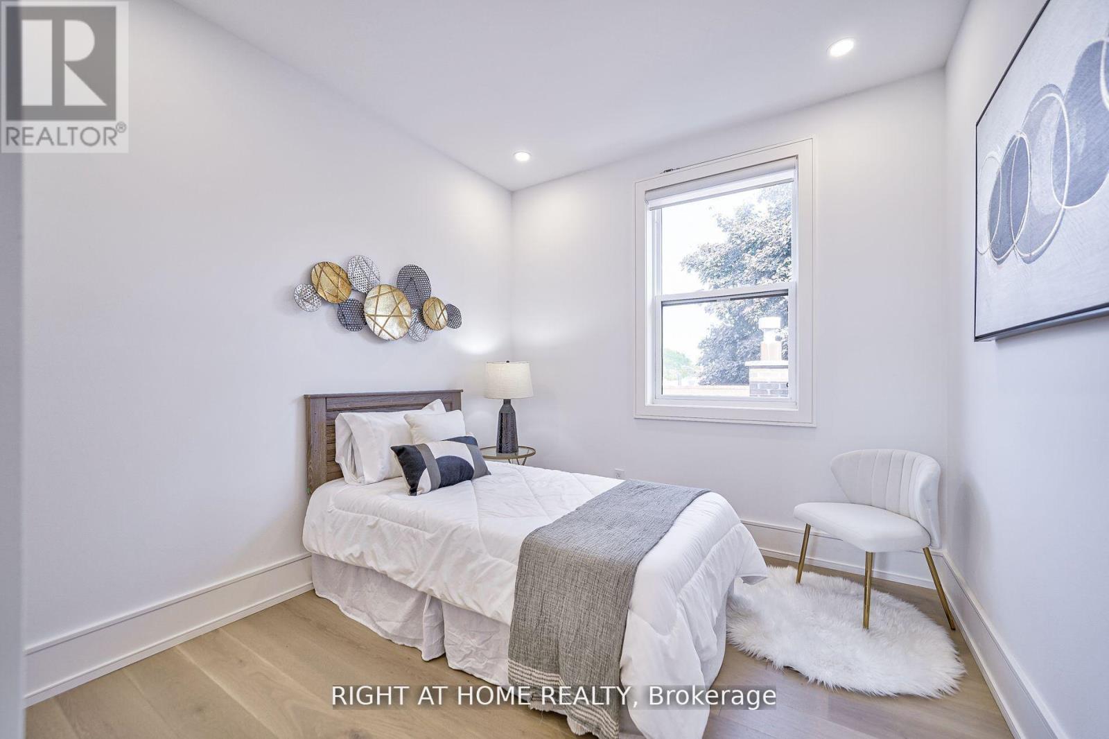 333 Woodmount Avenue, Toronto, Ontario  M4C 4A4 - Photo 24 - E12368205