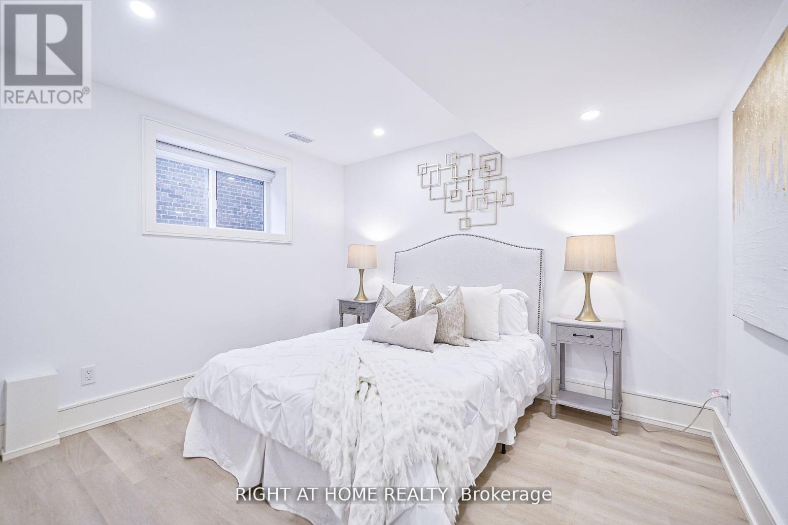 333 Woodmount Avenue, Toronto, Ontario  M4C 4A4 - Photo 34 - E12368205