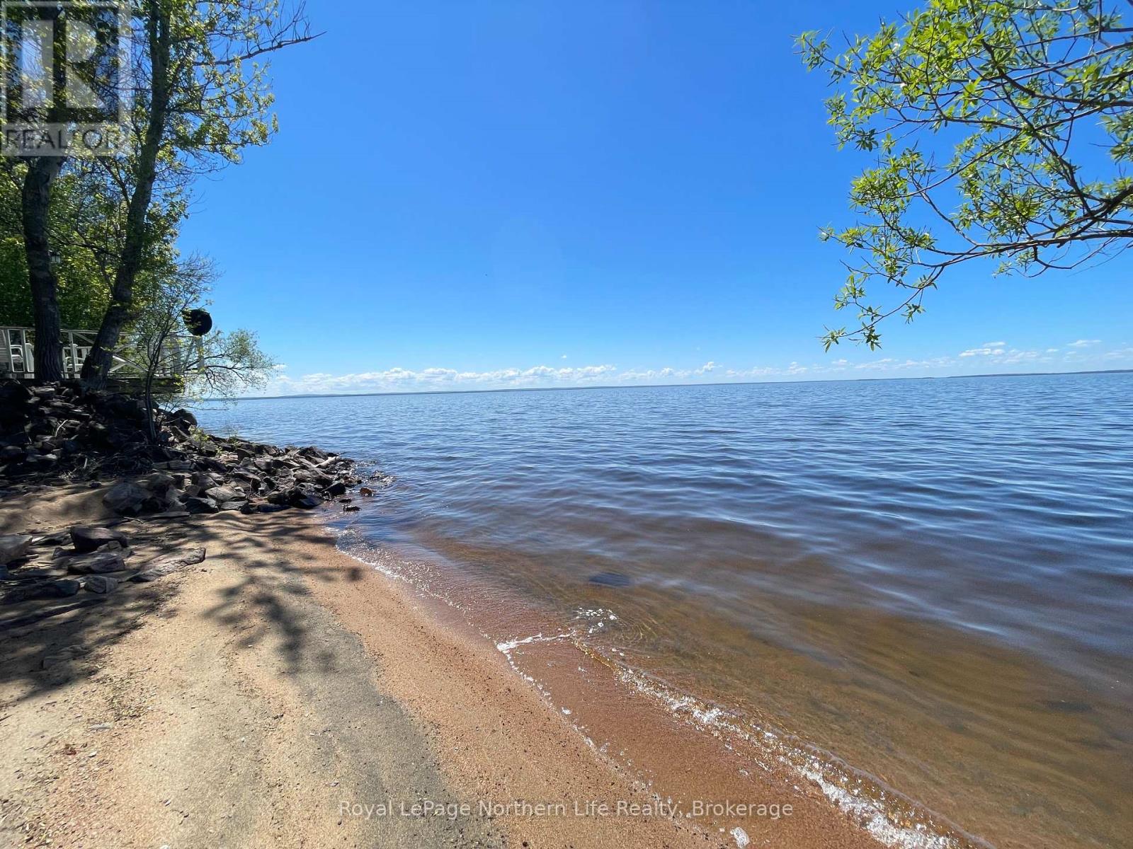 25 - 40 Judge Avenue, North Bay, Ontario  P1A 1B4 - Photo 15 - X12368245