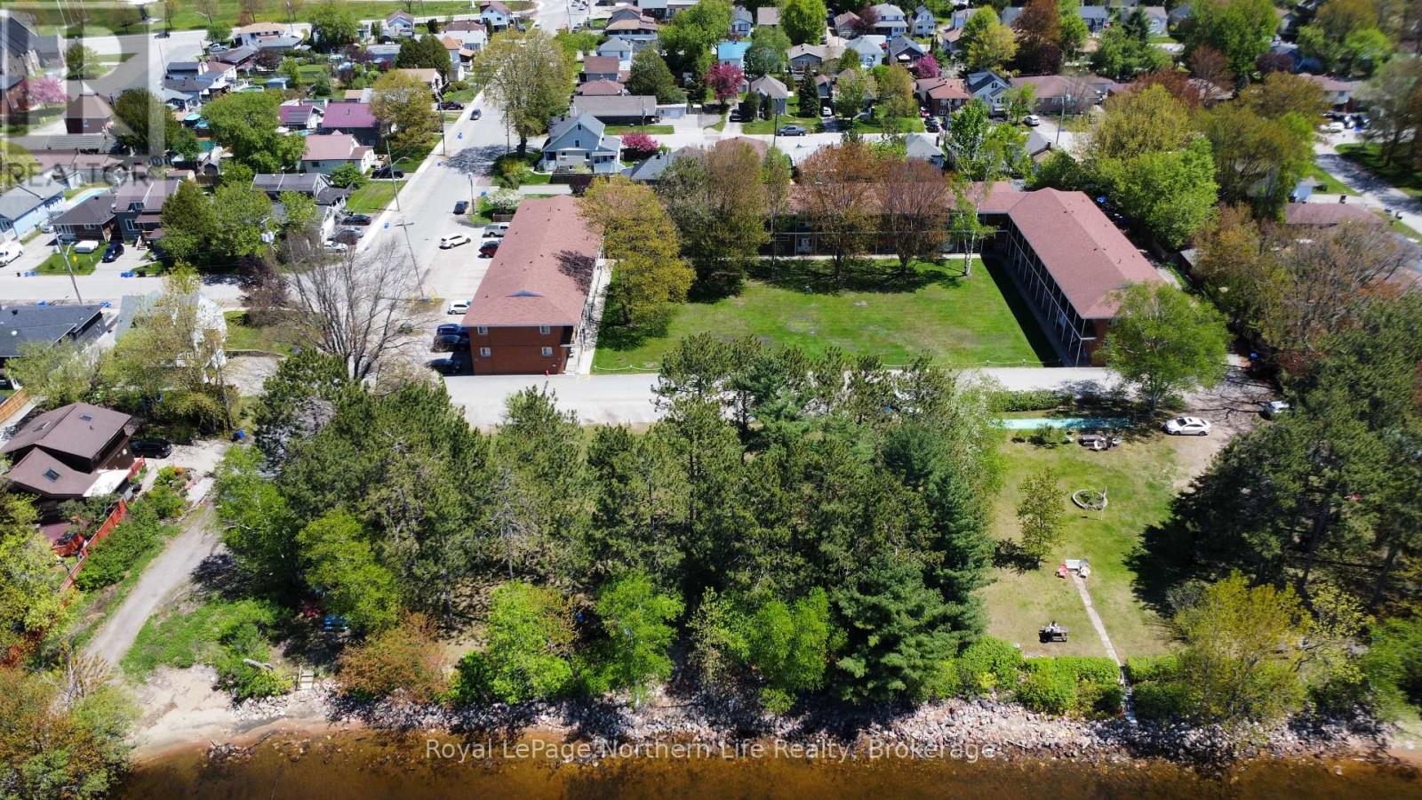 25 - 40 Judge Avenue, North Bay, Ontario  P1A 1B4 - Photo 2 - X12368245