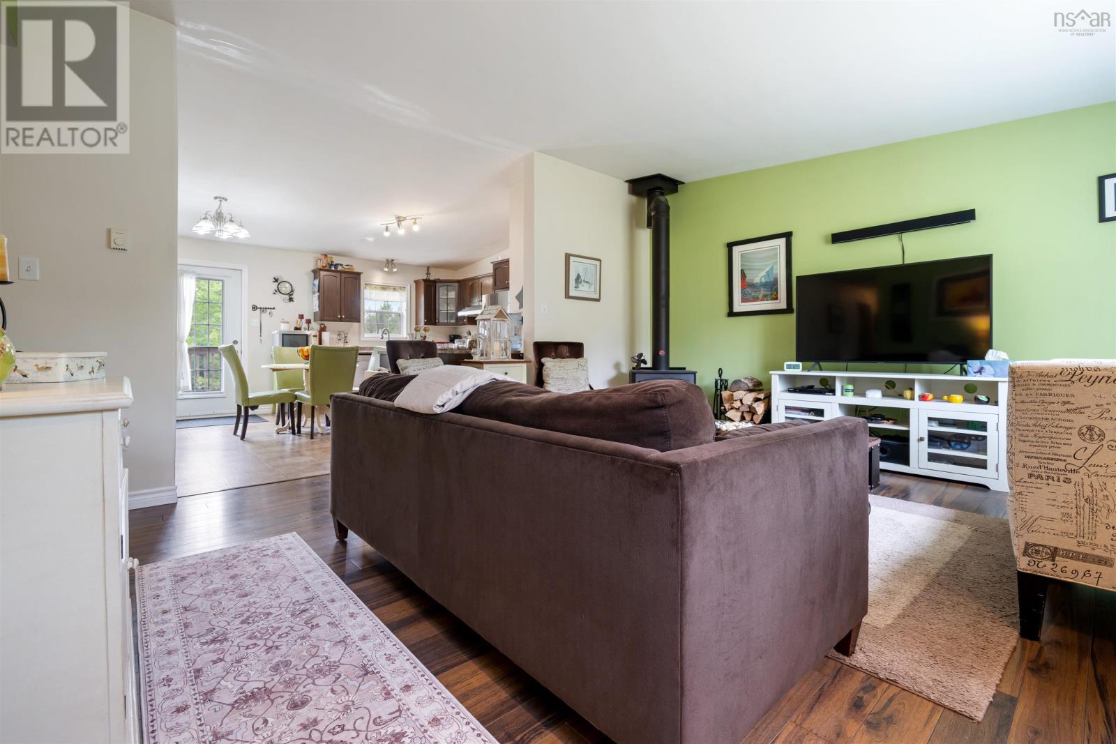 Property at 225 Fairway Avenue image 3