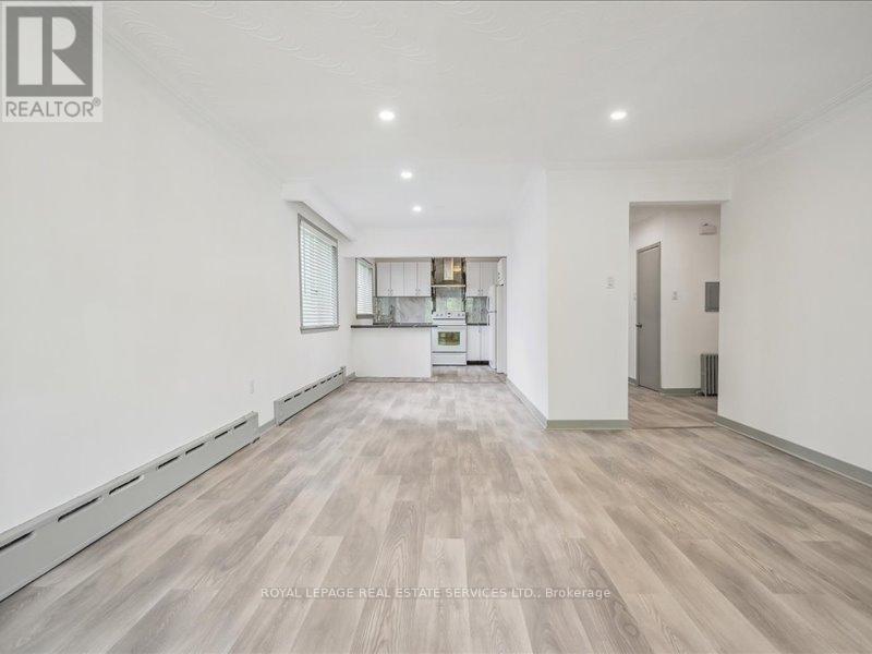 18 Thirty Third Street, Toronto, Ontario  M8W 3G9 - Photo 18 - W12368158