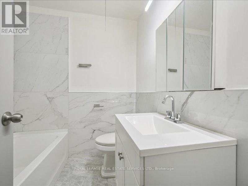 18 Thirty Third Street, Toronto, Ontario  M8W 3G9 - Photo 23 - W12368158