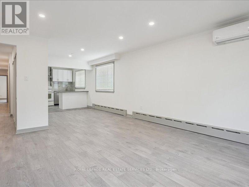 18 Thirty Third Street, Toronto, Ontario  M8W 3G9 - Photo 24 - W12368158