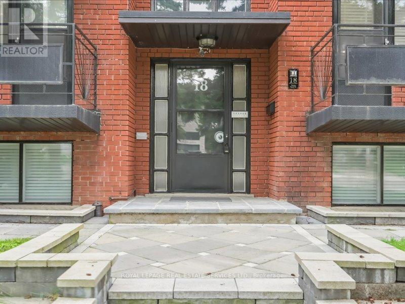 18 Thirty Third Street, Toronto, Ontario  M8W 3G9 - Photo 4 - W12368158