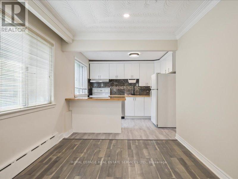 18 Thirty Third Street, Toronto, Ontario  M8W 3G9 - Photo 7 - W12368158