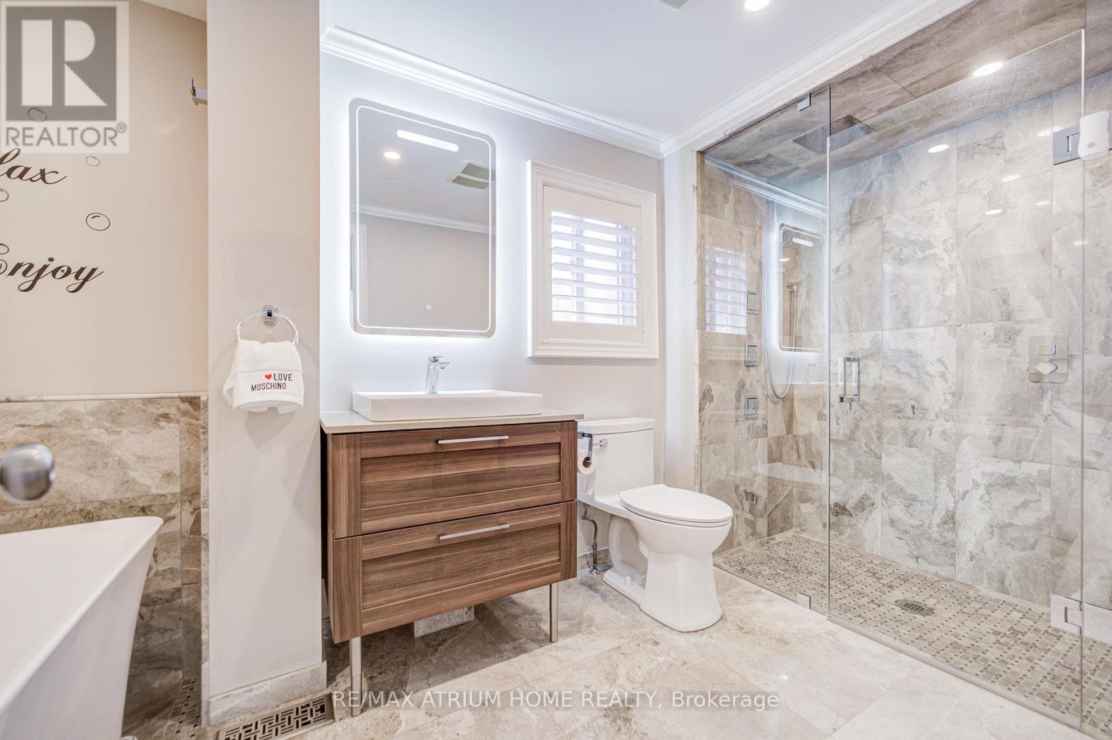 2095 Grand Ravine Drive, Oakville, Ontario  L6H 6B5 - Photo 28 - W12368176