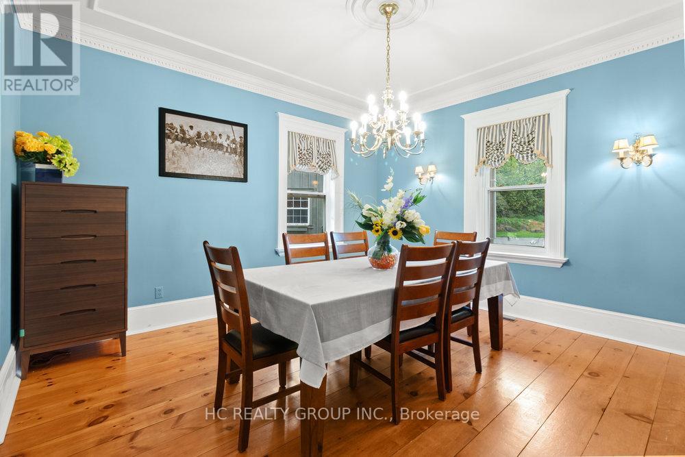2639 Herald Road, East Gwillimbury, Ontario  L0G 1V0 - Photo 9 - N12299146