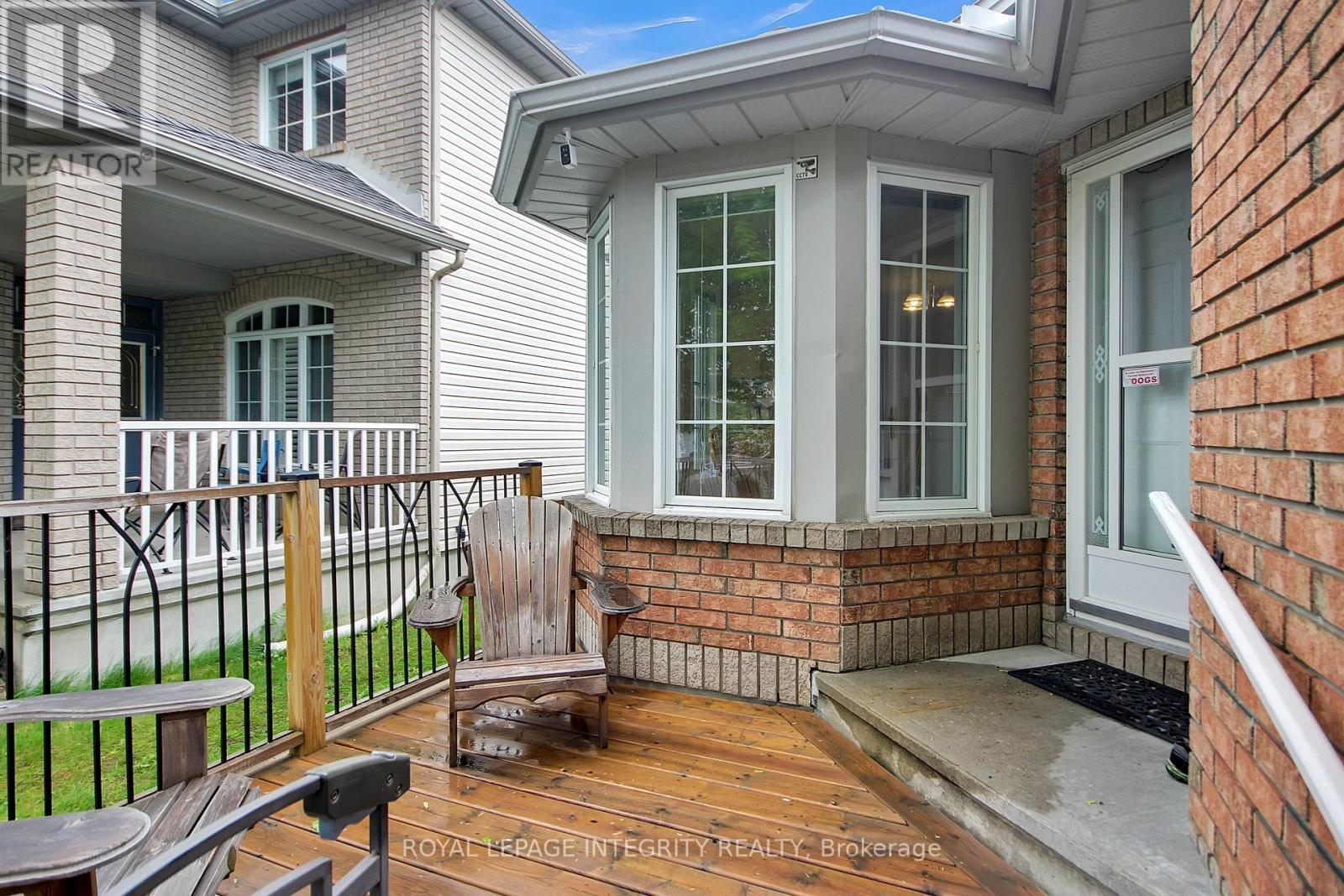 22 Halkirk Avenue, Ottawa, Ontario  K2V 1B5 - Photo 5 - X12368249