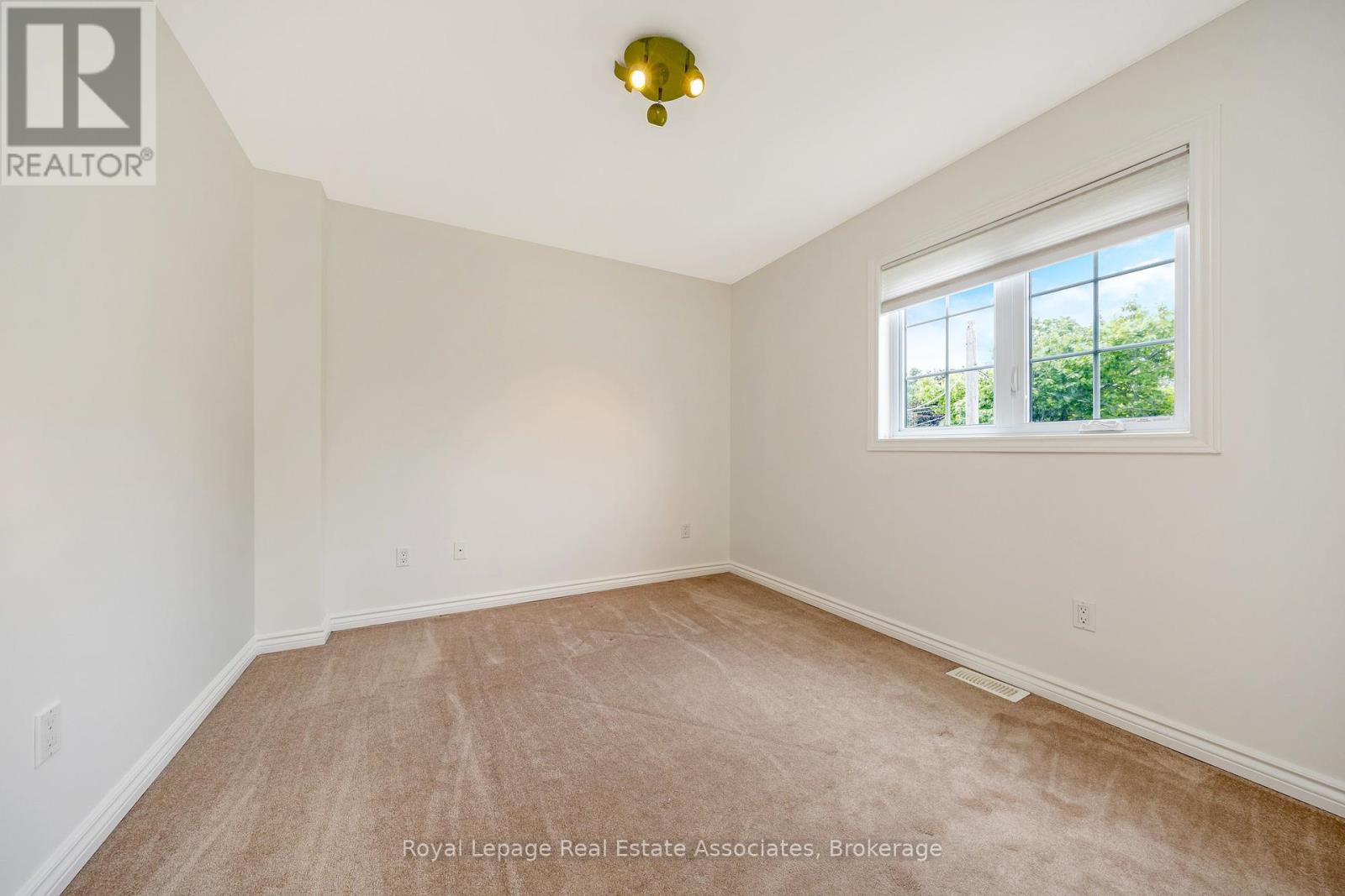 104 Charles Street, Halton Hills, Ontario  L7G 2M9 - Photo 32 - W12232403