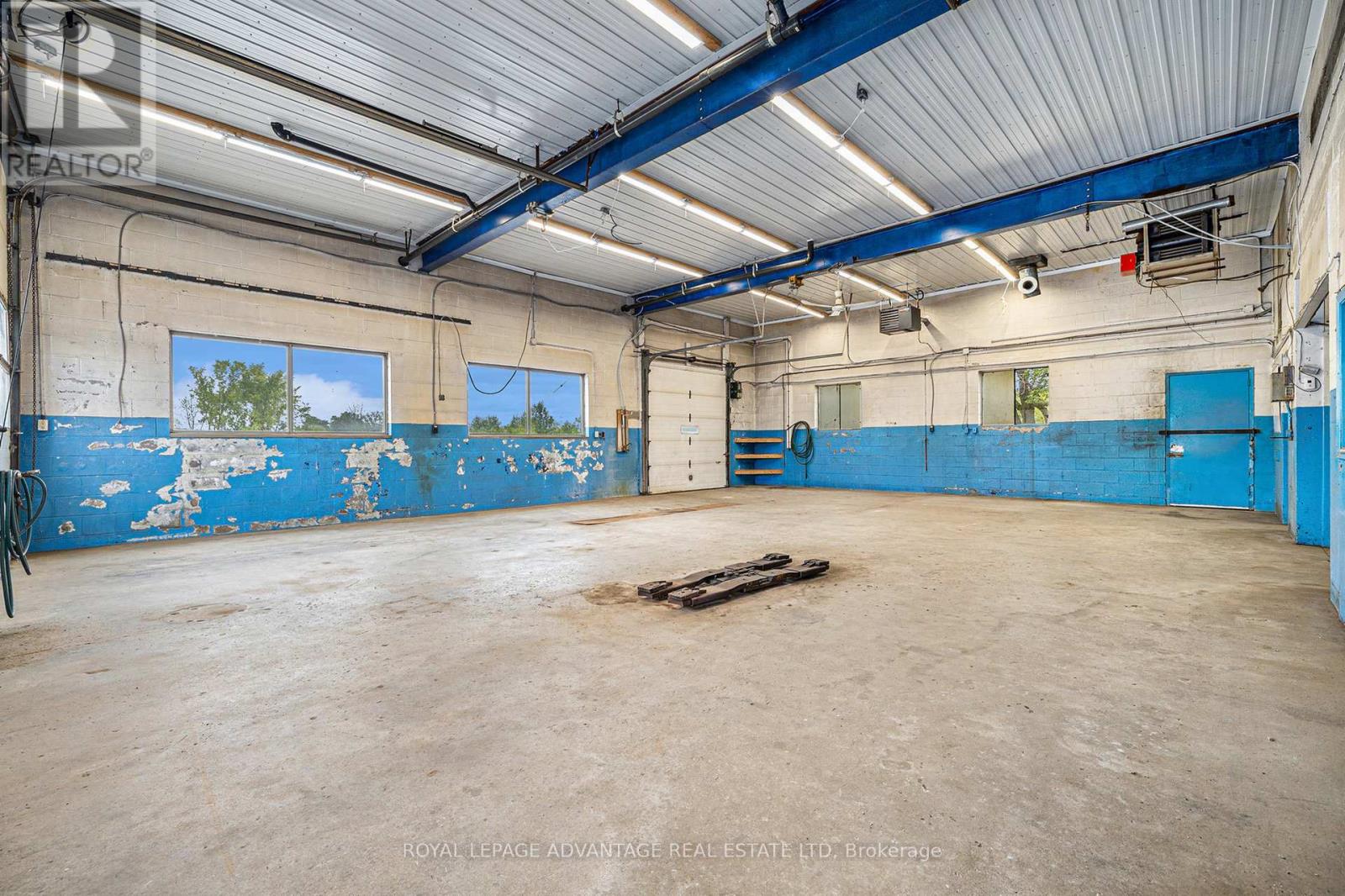 3719 Highway 15 Highway N, Rideau Lakes, Ontario  K0G 1E0 - Photo 23 - X12368263