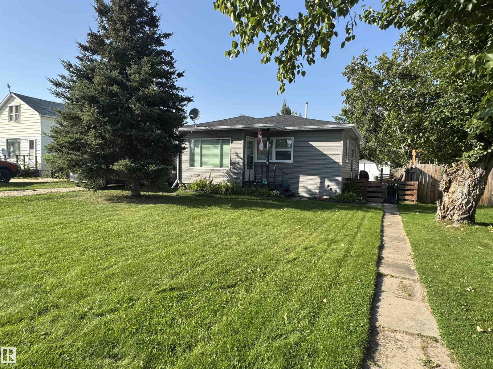 5104 50 AV, Pickardville, Alberta