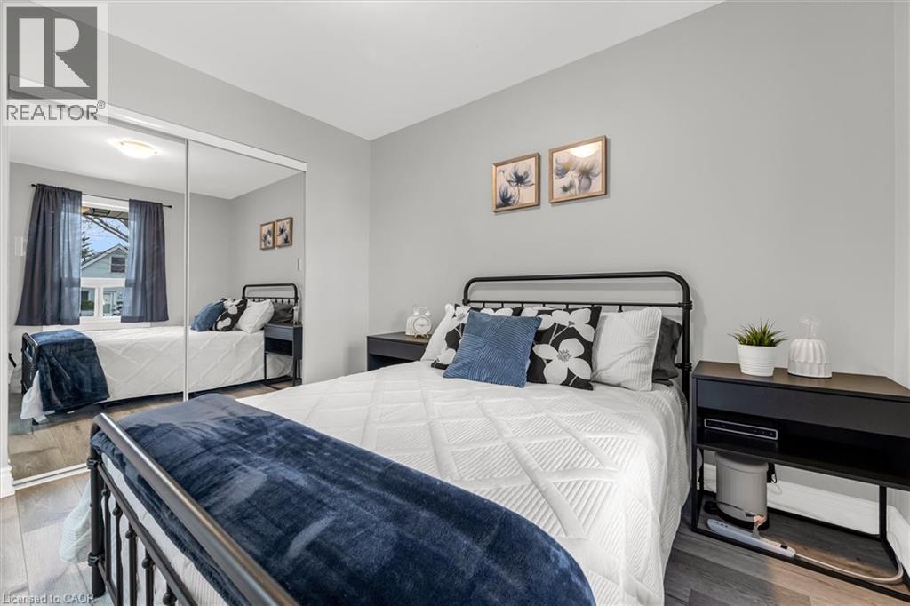 52 East 24th Street, Hamilton, Ontario  L8V 2X7 - Photo 21 - 40754442