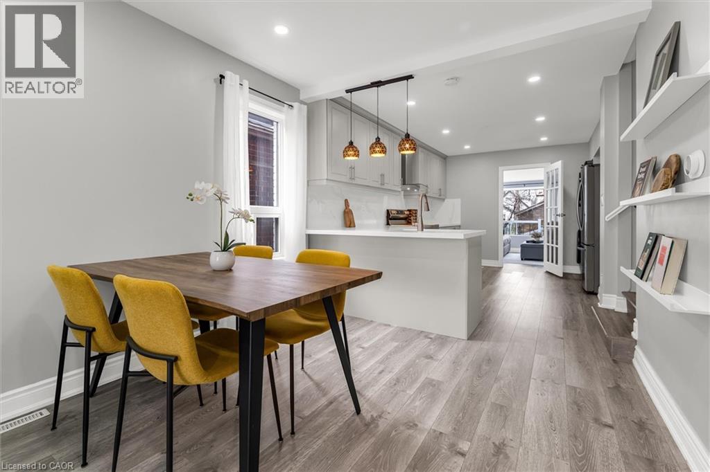 52 EAST 24TH Street, Hamilton, Ontario