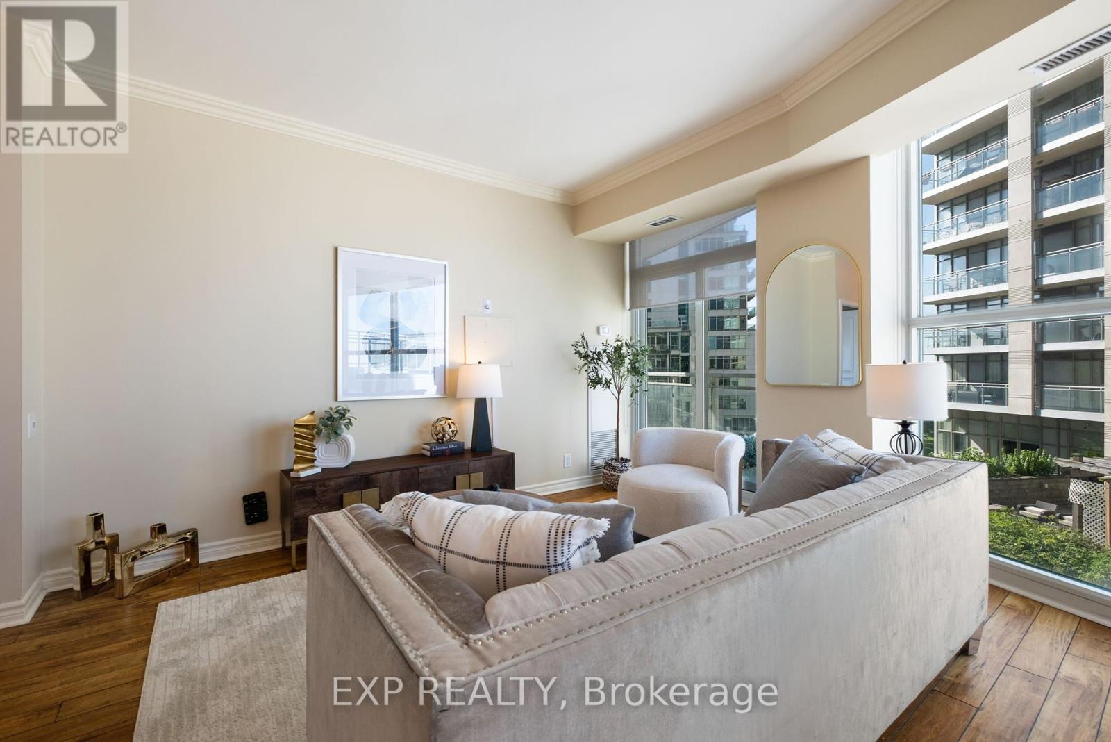 409 - 2067 Lake Shore Boulevard, Toronto, Ontario  M8V 4B8 - Photo 14 - W12365878