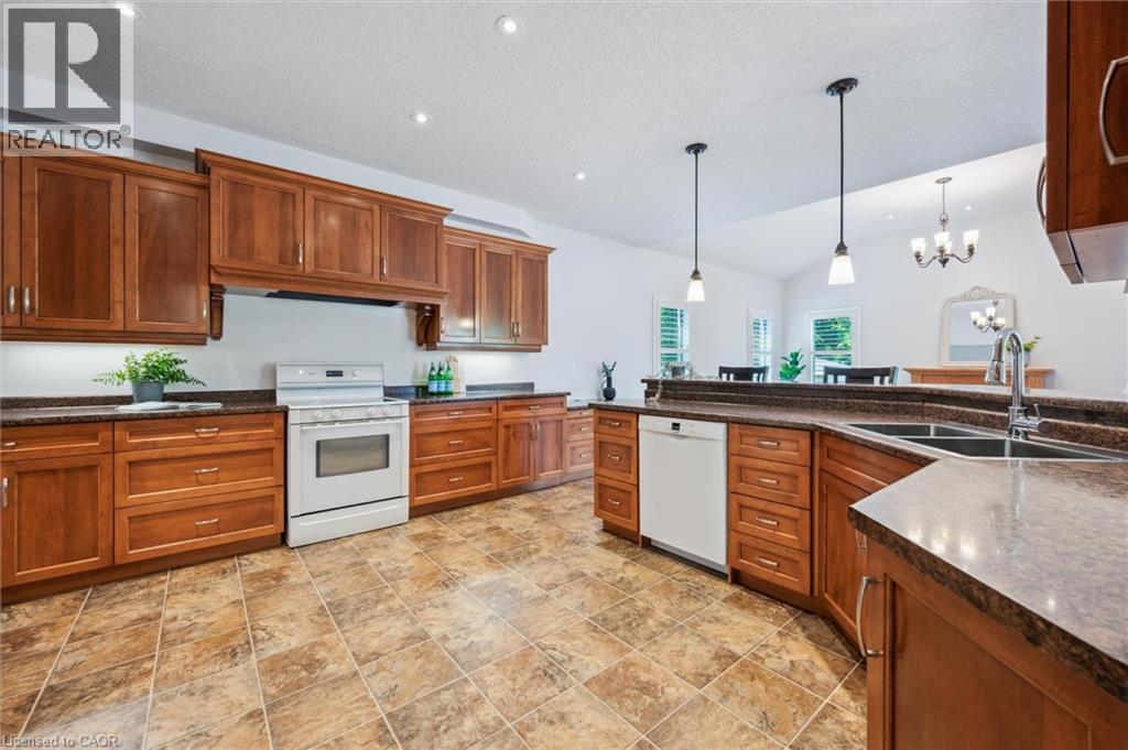 42 Treeview Drive, St. Jacobs, Ontario  N0B 2N0 - Photo 21 - 40739868