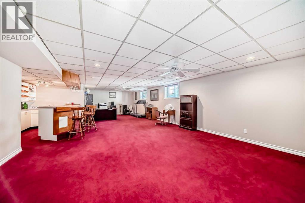 8 Signature Point Sw, Calgary, Alberta  T3H 2Y2 - Photo 31 - A2209299