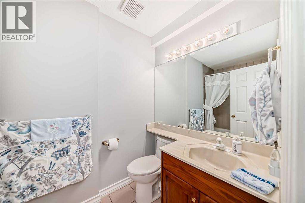 8 Signature Point Sw, Calgary, Alberta  T3H 2Y2 - Photo 30 - A2209299