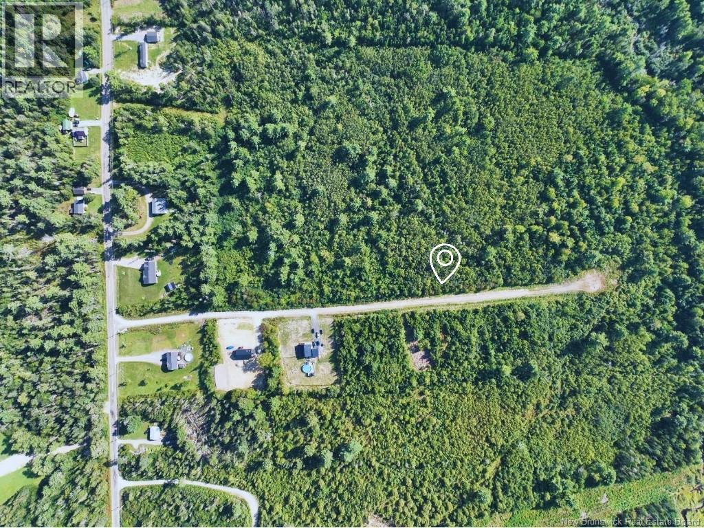 2 Crest Avenue, Heathland, New Brunswick