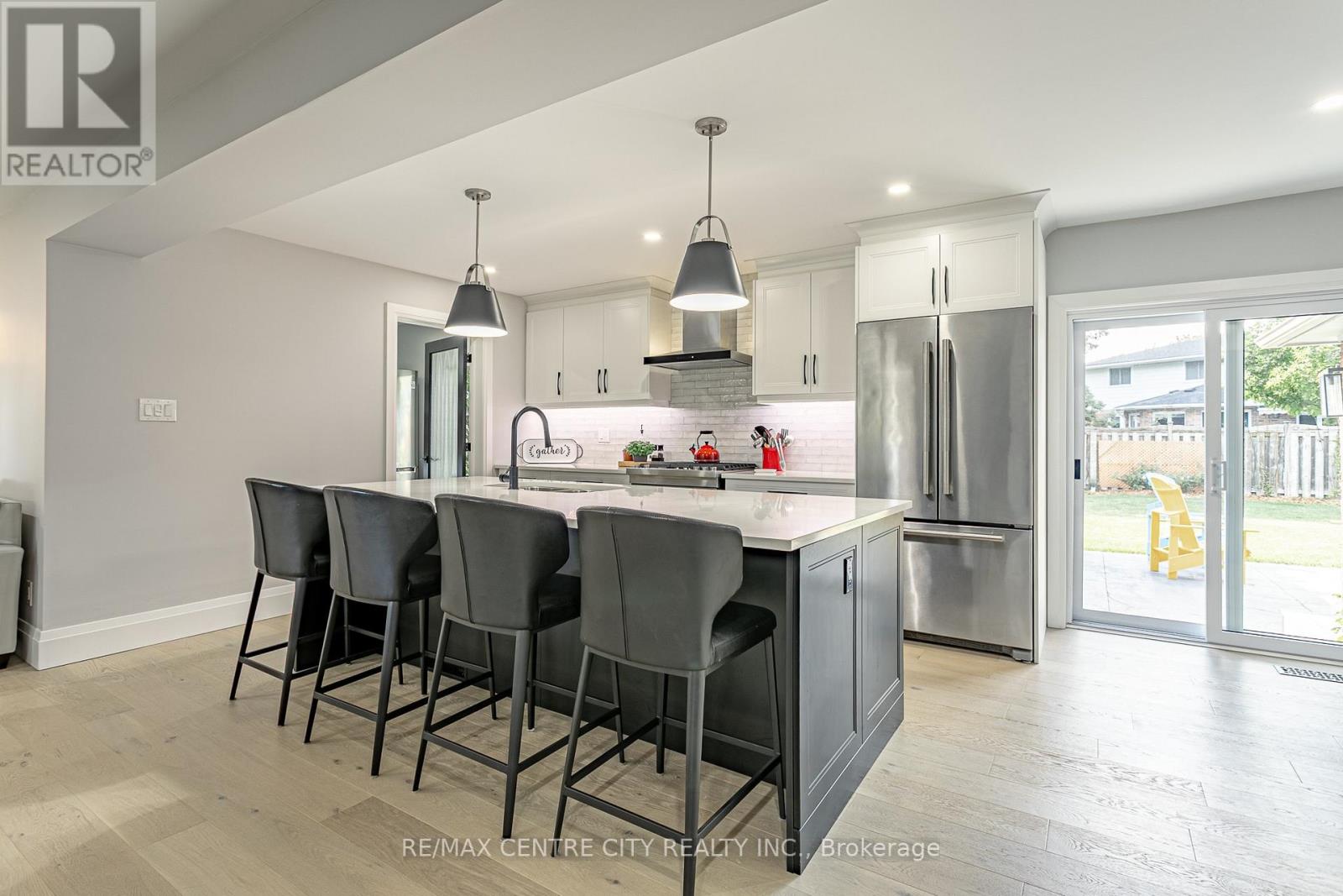 41 Milford Crescent, London North, Ontario  N5X 1A9 - Photo 5 - X12368370