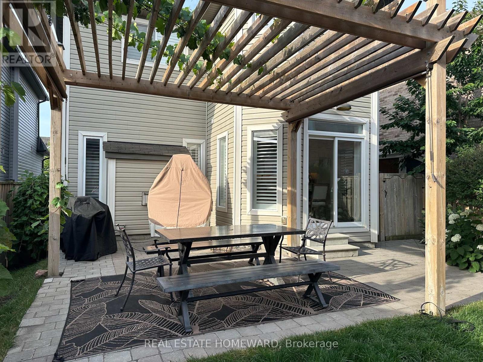 28 Bostock Drive, Georgina, Ontario  L4P 0E8 - Photo 24 - N12368242