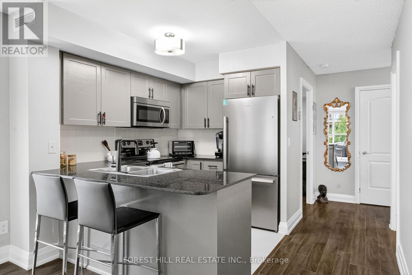 414 - 20 North Park Road, Vaughan, Ontario  L4J 0G7 - Photo 7 - N12368246