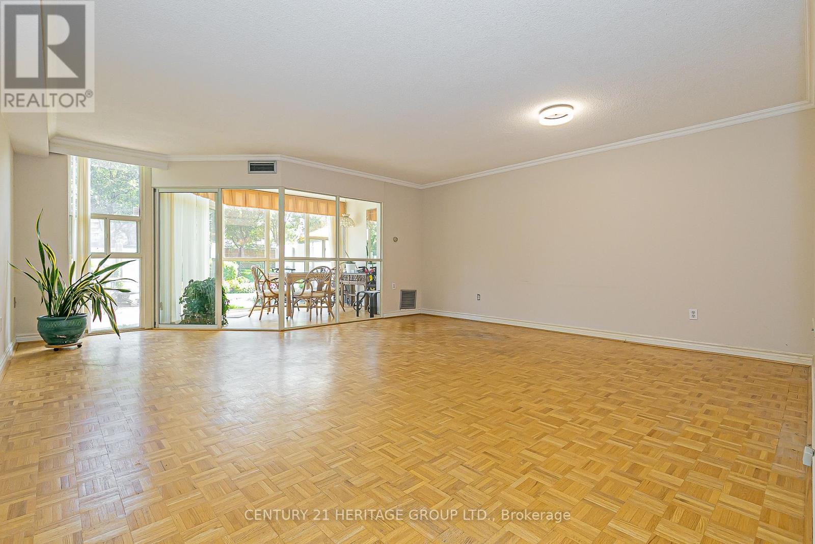 110 - 20 Baif Boulevard, Richmond Hill, Ontario  L4C 8T1 - Photo 4 - N12368274