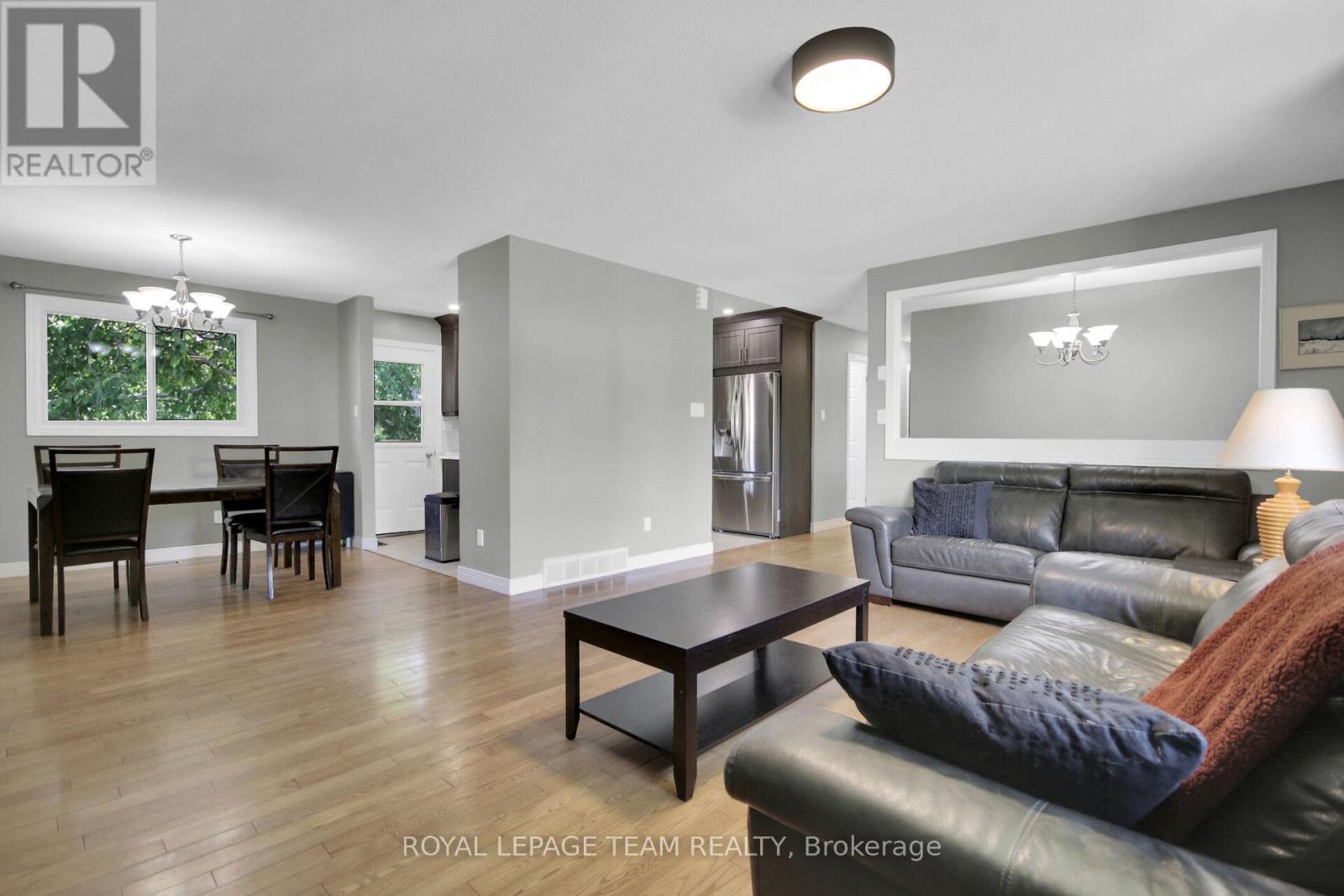 17 Owlshead Rd Road, Ottawa, Ontario  K0A 3P0 - Photo 12 - X12368362
