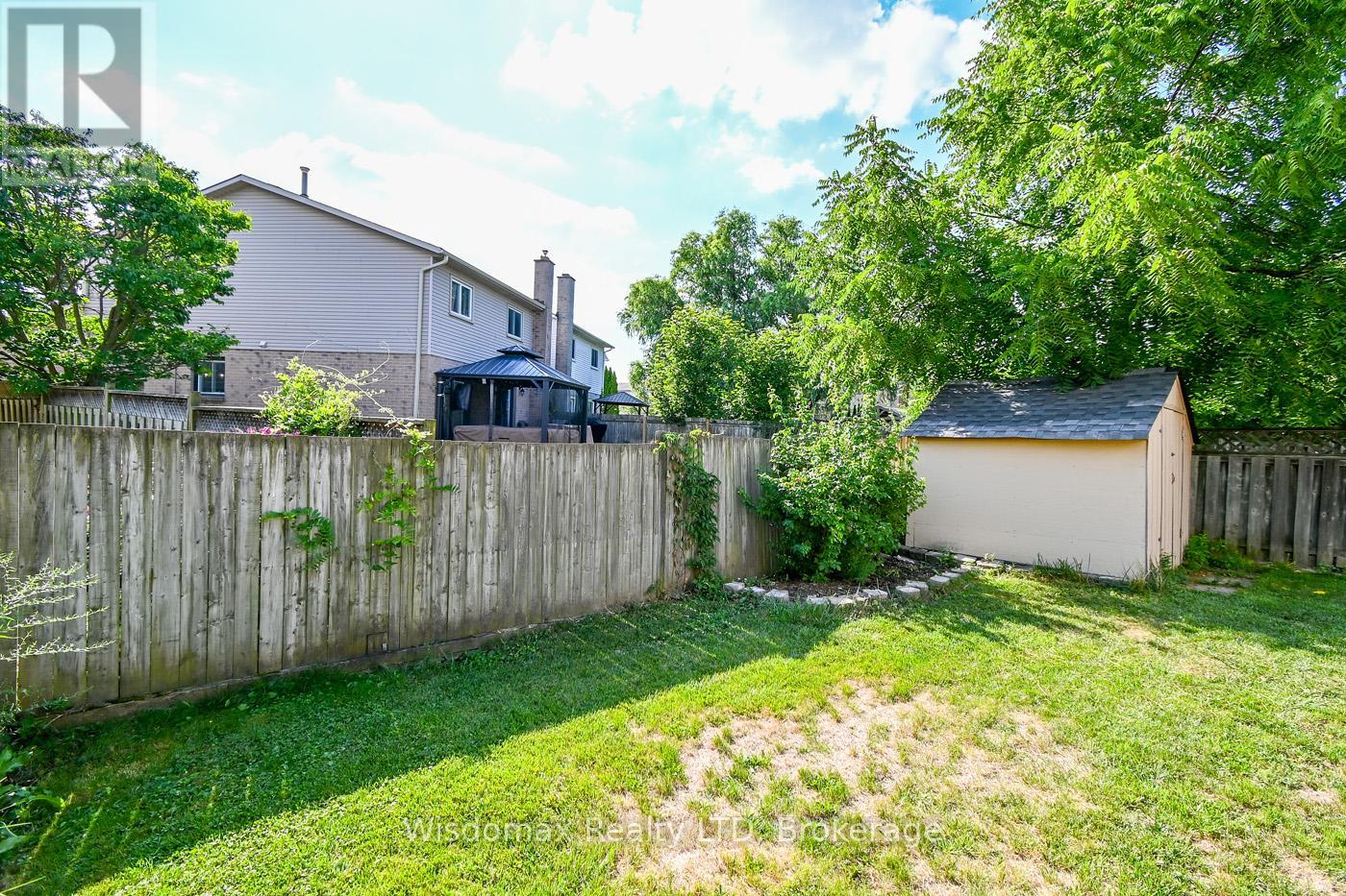 15 Capri Street, Thorold, Ontario  L2V 4W7 - Photo 37 - X12368324