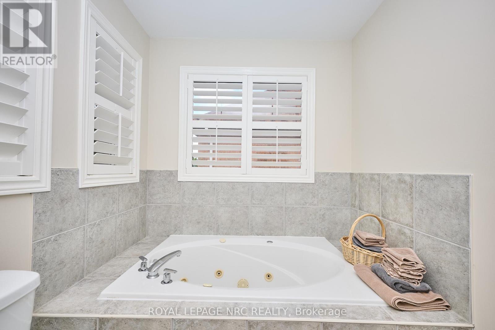 27 Goldeye Drive, Hamilton, Ontario  L8E 6C2 - Photo 27 - X12368378