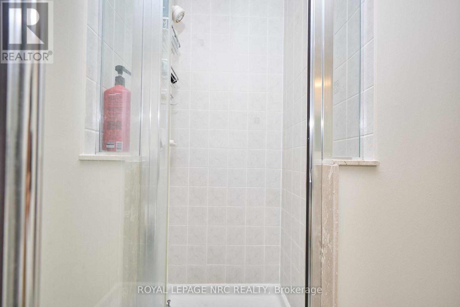 27 Goldeye Drive, Hamilton, Ontario  L8E 6C2 - Photo 28 - X12368378