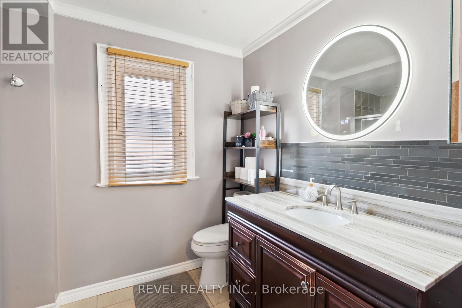 325 Ritson Road S, Oshawa, Ontario  L1H 5J3 - Photo 9 - E12368293