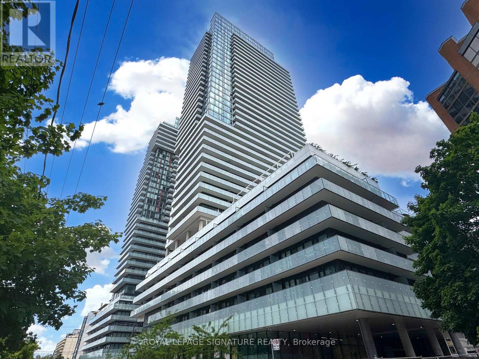 605 - 161 ROEHAMPTON AVENUE, Toronto, Ontario