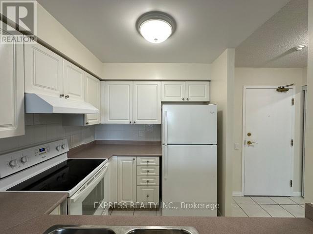 905 - 8 Hillcrest Avenue, Toronto, Ontario  M2N 6Y6 - Photo 3 - C12368343