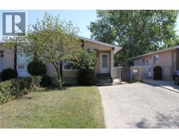 302 Markwell Drive Sherwood Estates, Regina, Ca