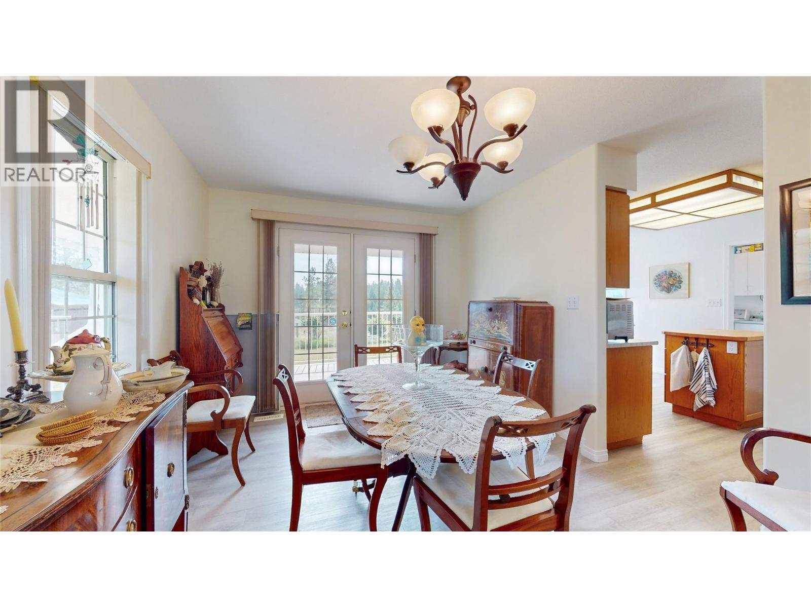 5630 Kennedy Road, Cranbrook, British Columbia  V1C 7C1 - Photo 8 - 10360831