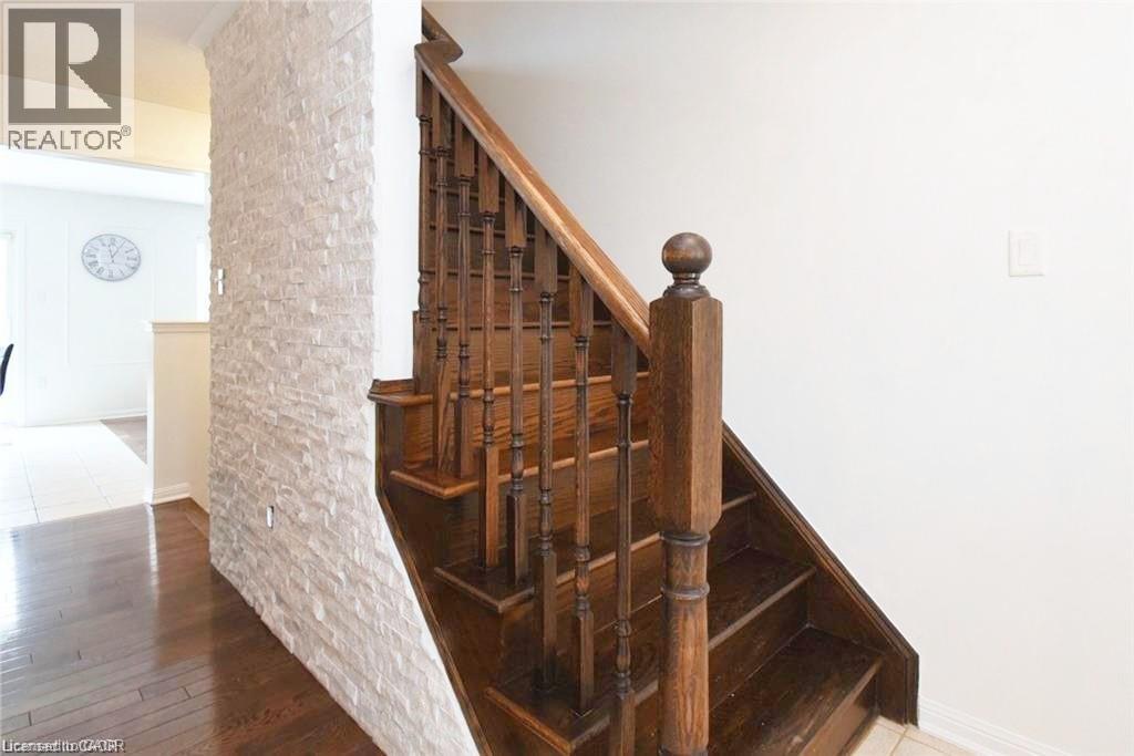 932 Rigo Crossing, Milton, Ontario  L9T 8C6 - Photo 5 - 40764087