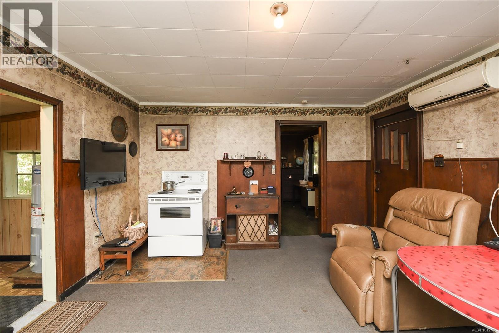 5835 Island Hwy N, Courtenay, British Columbia  V9J 1T3 - Photo 4 - 1012190