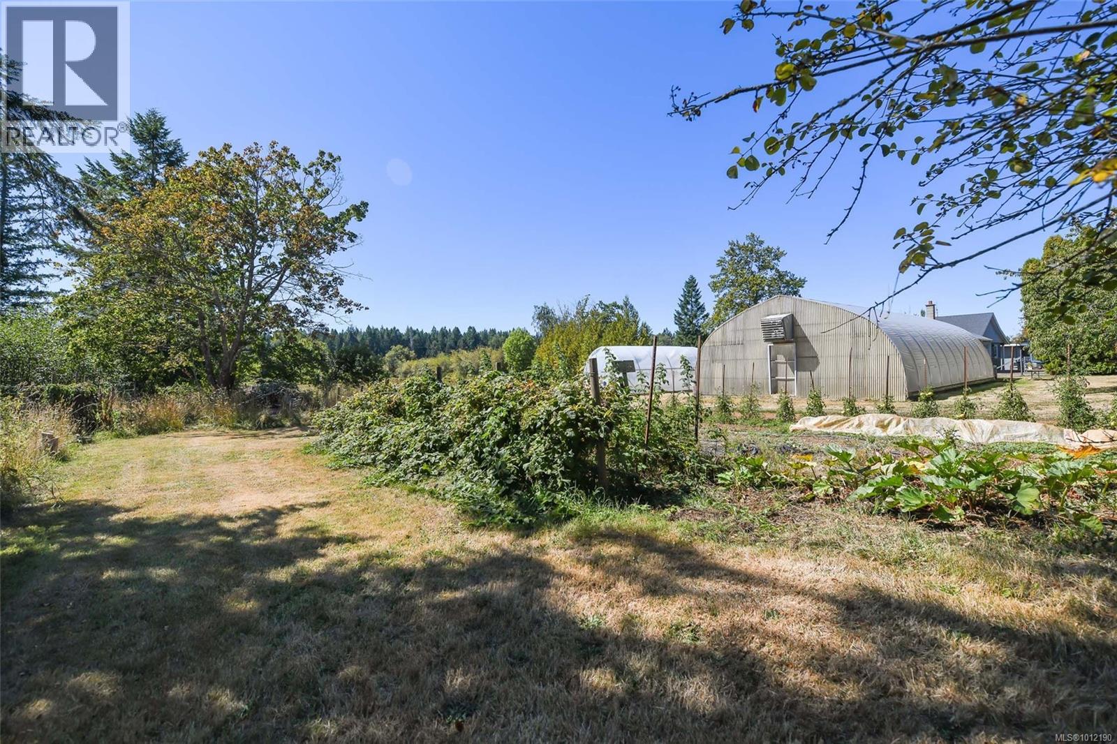 5835 Island Hwy N, Courtenay, British Columbia  V9J 1T3 - Photo 52 - 1012190