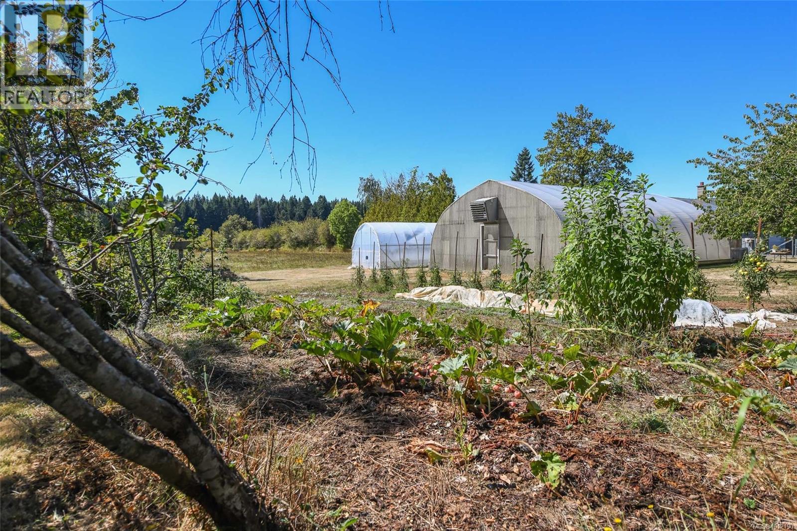 5835 Island Hwy N, Courtenay, British Columbia  V9J 1T3 - Photo 38 - 1012190