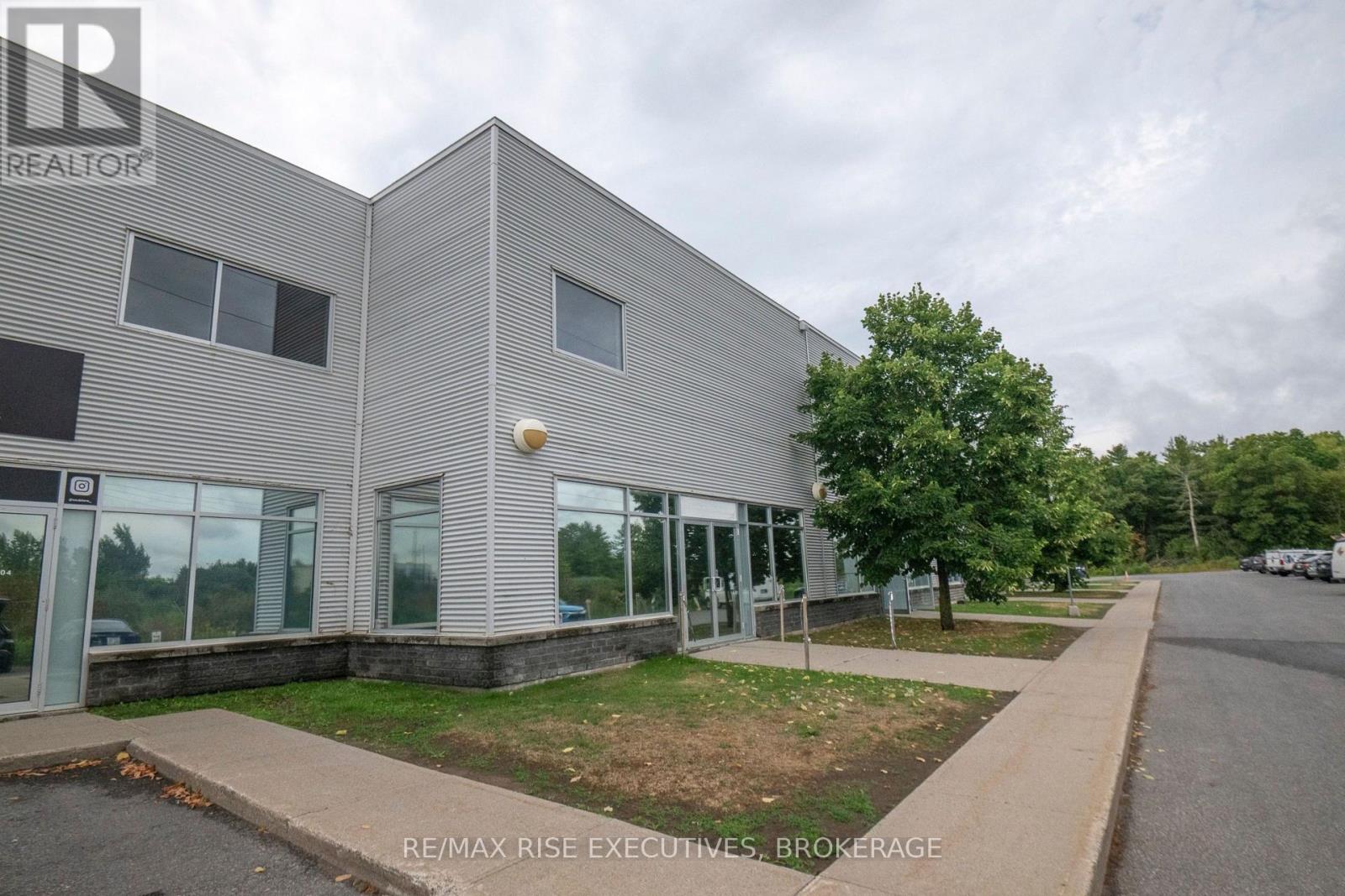 105 - 1225 GARDINERS ROAD, Kingston, Ontario