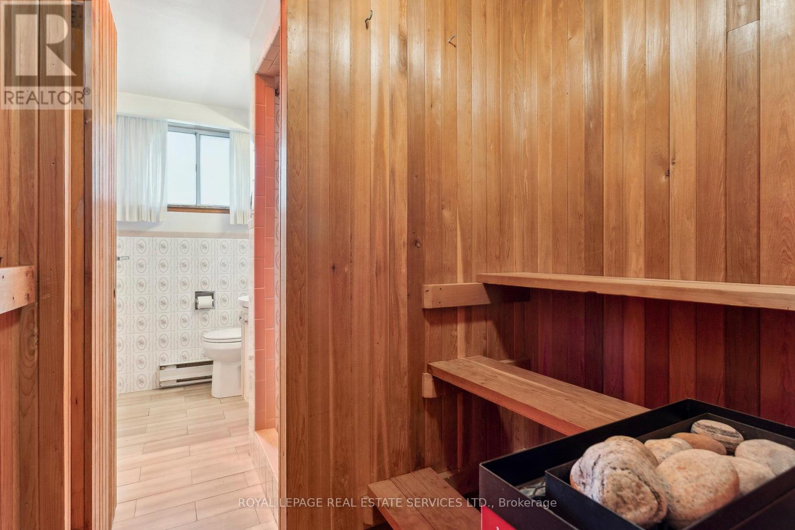28 Cornelius Parkway, Toronto, Ontario  M6L 2K3 - Photo 45 - W12368358
