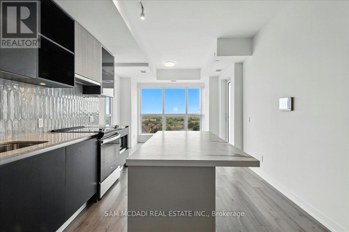 722 - 405 Dundas Street W, Oakville, Ontario  L6M 5P9 - Photo 6 - W12368361